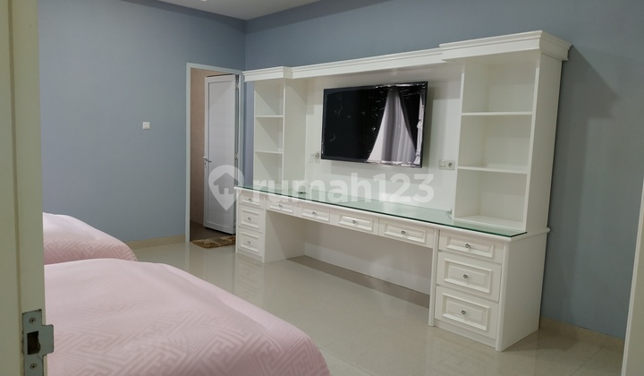Rumah Vikamas 3 Lantai Shm Bisa Kpr Bebas Banjir Granite