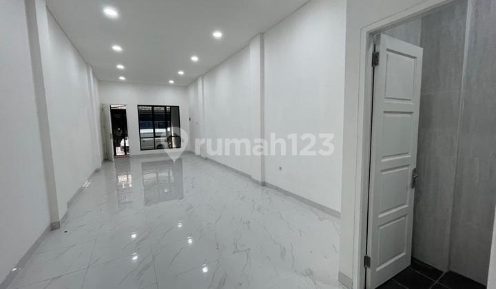 New 4-Storey House in Jelambar with SHM, Good Location 2