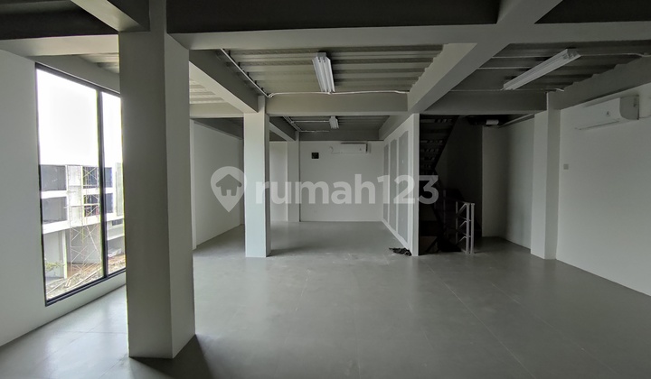 Warehouse Near Airport in International Standard Hybrid Complex System