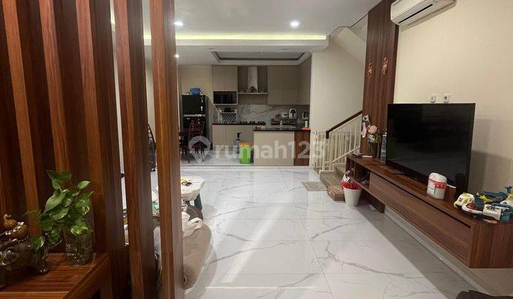 Rumah Siap Huni Pik 4 kamar sudah Bagus Semi Furnished Lokasi Bagus 1