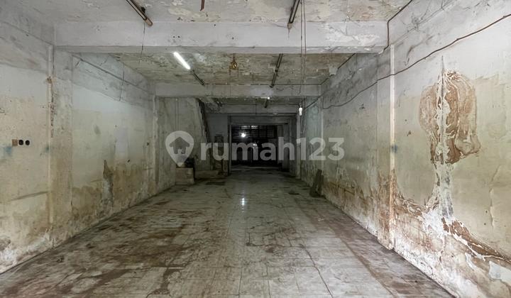 Ruko Duta Mas 26 Meters Long Suitable for Warehouse or Boarding House 2