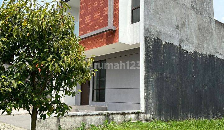 Rumah baru hook Graha Raya Bintaro 2