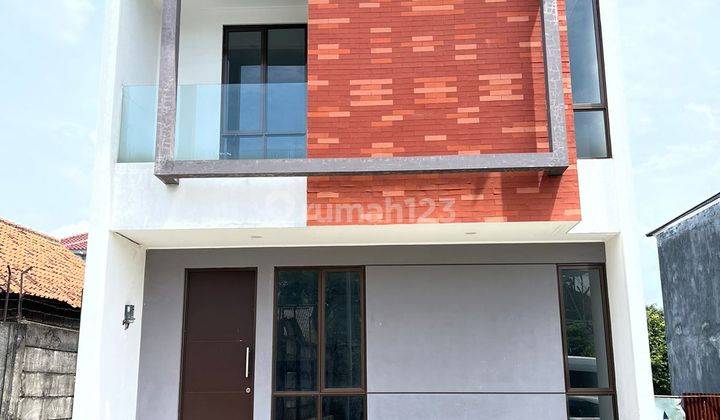 Rumah baru hook Graha Raya Bintaro 1