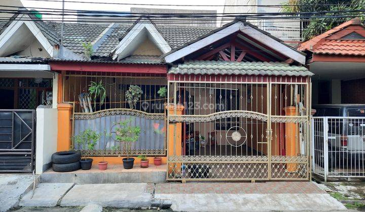 Rumah Nusa Loka BSD, dekat pasar modern dan tol 1