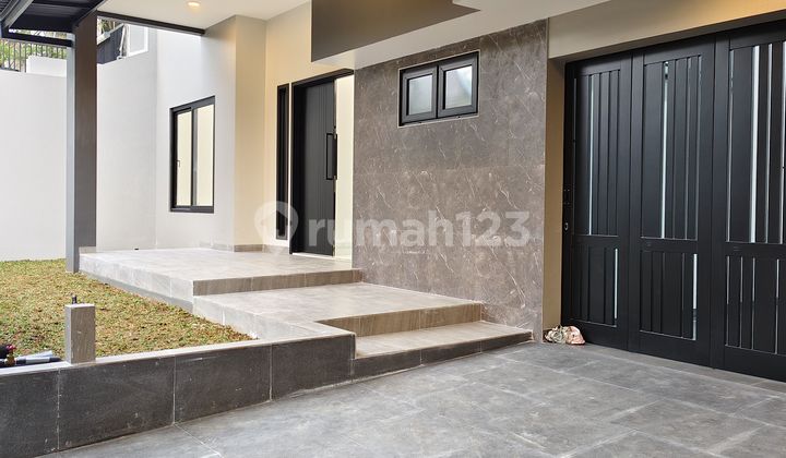 Rumah mewah baru jadi Puspita Loka dekat Taman Kota BSD Selatan 2