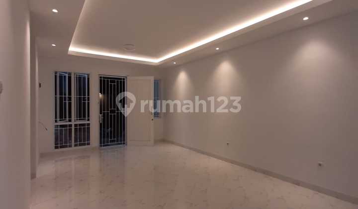 Rumah Sewa Rapi Catalonia Bsd Dekat Sekolah St Ursula 2