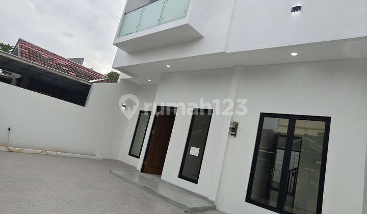 Rumah Mewah Siap Huni Dekat Akses Tol KRL Sekolah Unggulan 2