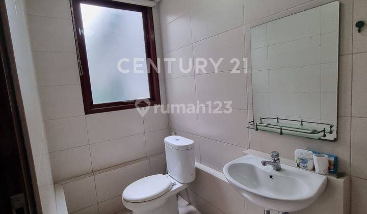 Disewakan Rumah Super Bagus Di Cempaka Putih 2