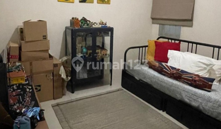 White Champaka Ready-to-Occupy House Near Culinary Spots White Champaka Ready-to-Occupy House Near Culinary Spots