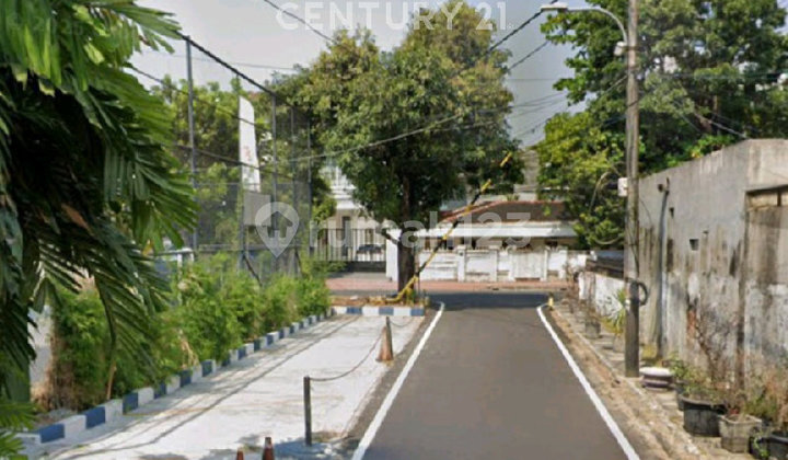 Cempaka Putih Central House Suitable for Affordable Residence / Office 2