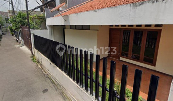 Rumah Tua Hitung Tanah Di Rawamangun 