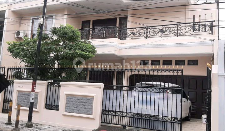 Beautiful House Ready to Live In, in Cempaka Putih Tengah, Central Jakarta