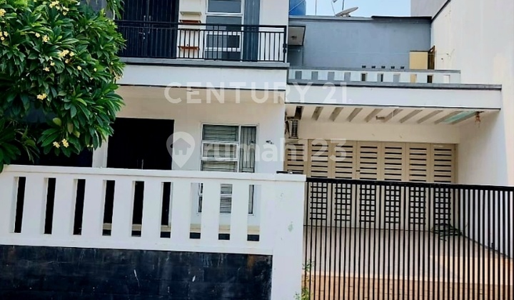 Rumah Hook di Perumahan Kelapa Gading Siap Huni Bebas Banjir