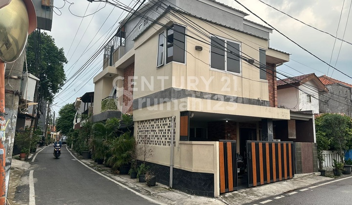 RUMAH CANTIK DI BELAKANG KFC CEMPAKA PUTIH  1