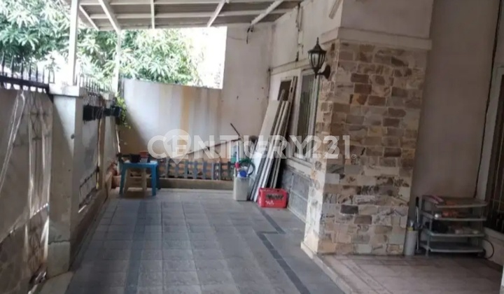 North White Wood House Ready to Live Safe and Comfortable 2