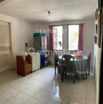 For Sale, Strategically Located House on the Side of the Road in the Kemayoran Area 2