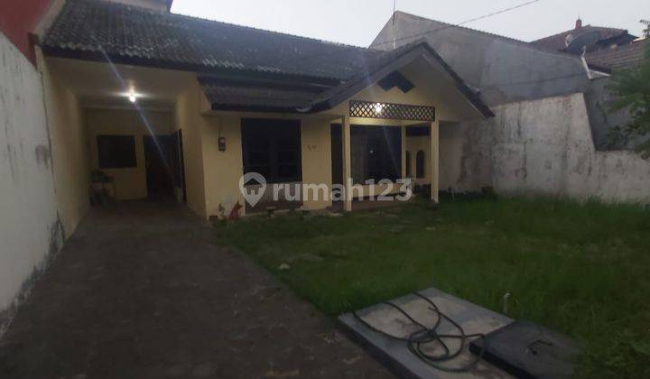 Rumah 2 Lantai di Ketintang Permai, Hitung Tanah Saja