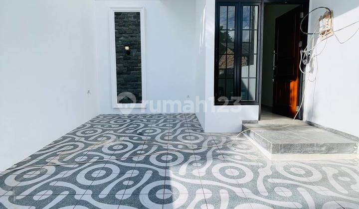 2-Story House Near Depok Square and Depok Lama Station 2