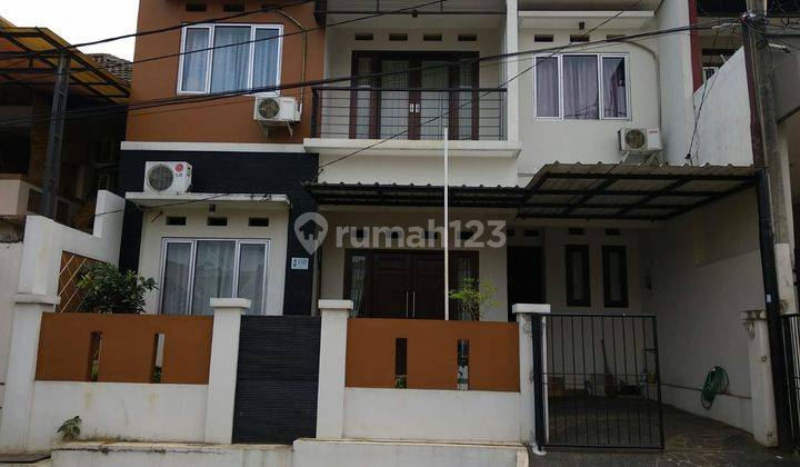 Rumah 2 Lantai Bagus di Bukit Rivaria Sawangan Depok 1