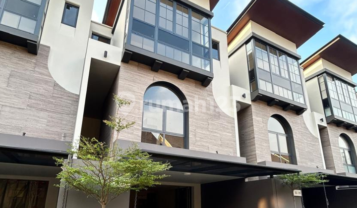 Hunian Favorit Para Ekspatriat - Rumah Strategis di Kemang