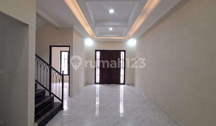Hunian Mewah 2 Lantai Akses Terdekat ke Gdc dan Stasiun Depok