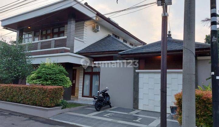 Rumah 2 Lantai di Kemang Utara, Jakarta Selatan 1