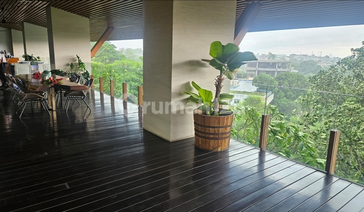 Jual cepat BU apartemen mewah The Veranda 2