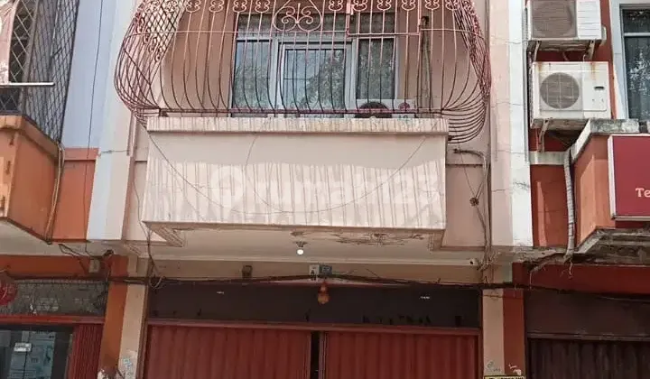 Ruko 3 Lantai Siap Huni Di Boulevard Taman Palem Lestari