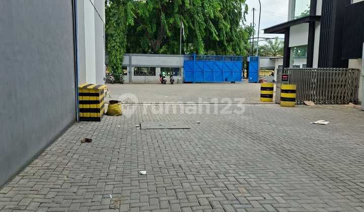 Warehouse for Rent in Daan Mogot Warehouse for Rent in Daan Mogot