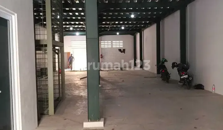 For Rent: 3-Story Warehouse in Kapuk Raya, Cengkareng