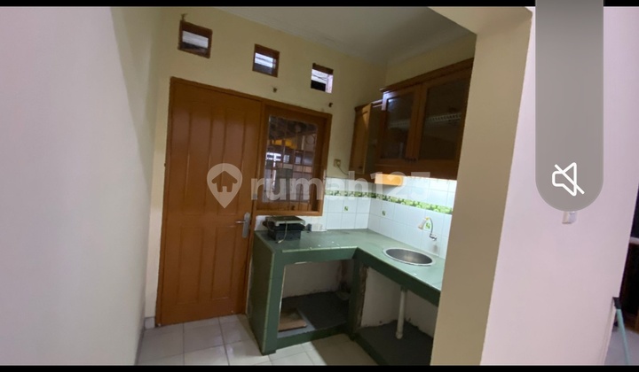 Disewa Rumah 2 Lantai di Taman Palem Lestari 1