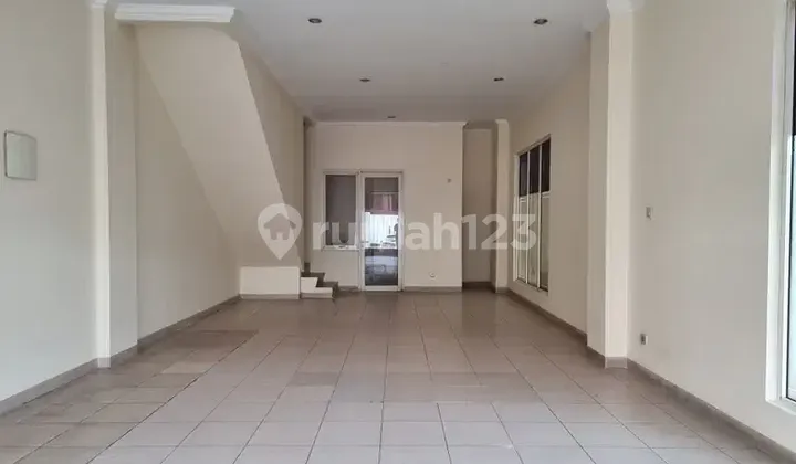 For Rent: Green Mansion Shop House (4 Floors) Daan Mogot 2