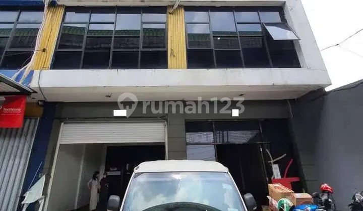 For Rent: 4.5-Story Shop House on Ciledug Raya, Cipulir 1