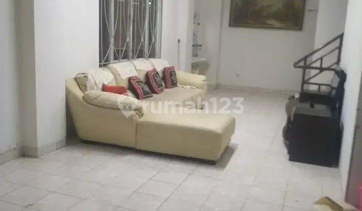 For Sale: Mutiara Taman Palem 4-Story Shop House For Sale: Mutiara Taman Palem 4-Story Shop House