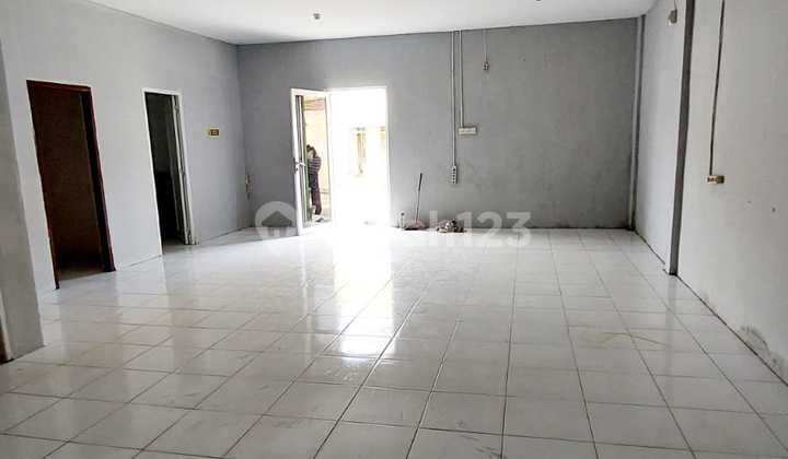 For Rent: Wooden Warehouse in Kapuk Kayu Besar