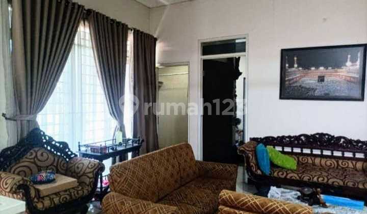 A 2-STORY HOUSE IN MARGAHAYU RAYA