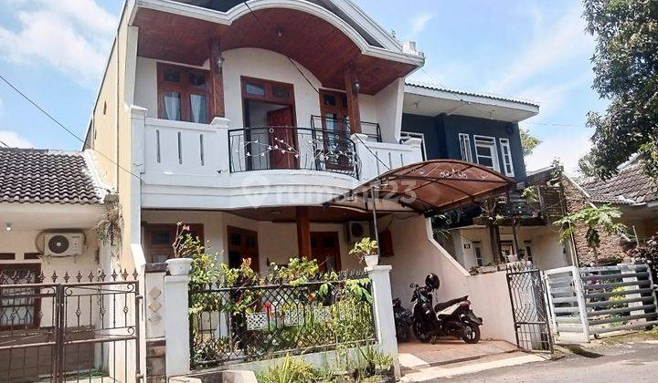 Rumah 2 Lantai Komplek Taman Cileunyi 2