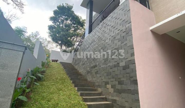RUMAH 3 LANTAI TERAWAT SIAP HUNI 2