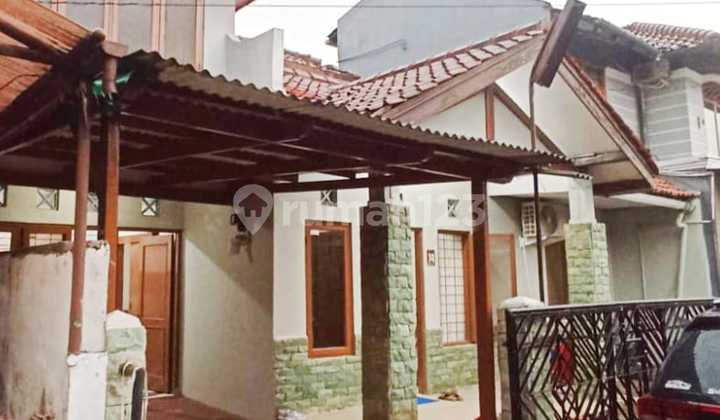 TWO-STORY READY-TO-OCCUPY HOUSE IN ARCAMANIK