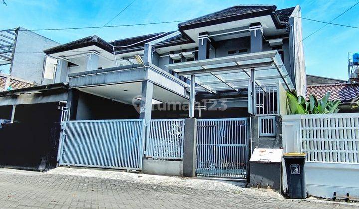 RUMAH 2 LANTAI SIAP HUNI 1