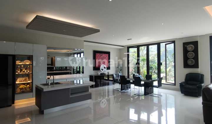 RUMAH LUX VIEW 360° DI RESORT DAGO PAKAR - BANDUNG UTARA