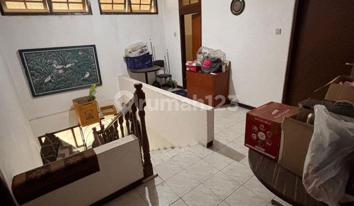 RUMAH LAMA TERAWAT SIAP HUNI SAYAP BURANGRANG 2