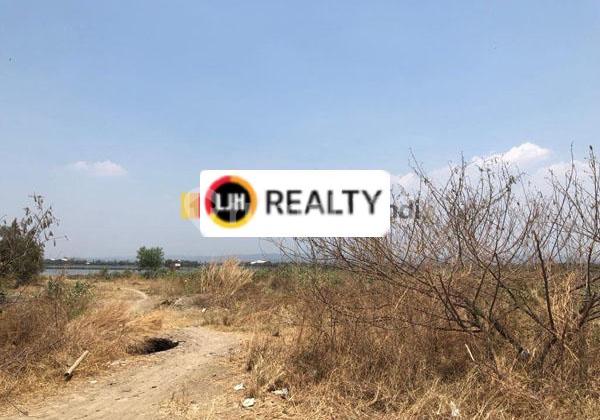 Plots at Kendal Port, Central Java