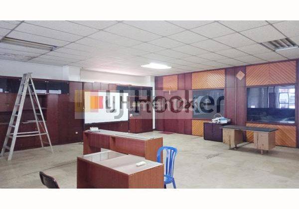 Jual / Sewa Kantor di Gambiran Semarang Tengah. Harga sewa Rp. 300jt/th 2