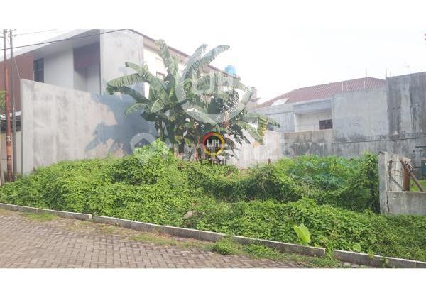 Plot in North Jangli, Semarang 1