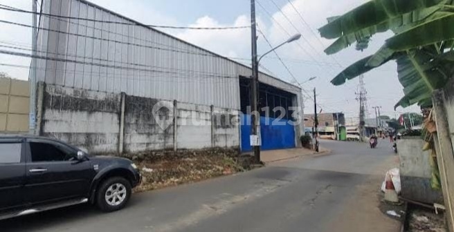 Gudang Pangkalan Bantar Gebang di Bantar Gebang Gudang Pangkalan Bantar Gebang di Bantar Gebang