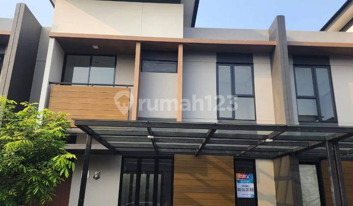 DIJUAL RUMAH 4+1 KAMAR TANAH 117 DI MULBERRY SUMMARECON BEKASI 