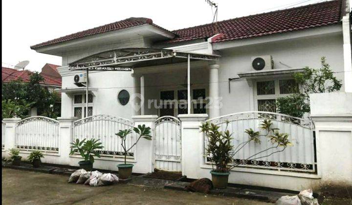 Rumah Bagus Furnished SHM di Grand Galaxy City, Bekasi 1