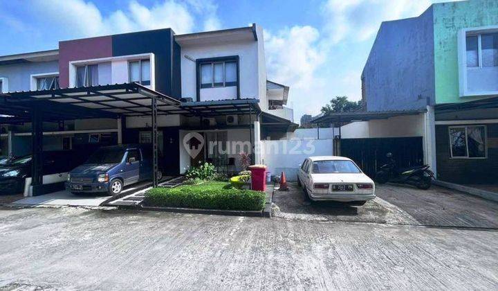 Rumah 2 Lantai Bagus Unfurnished SHM di Bekasi Barat, Bekasi 1