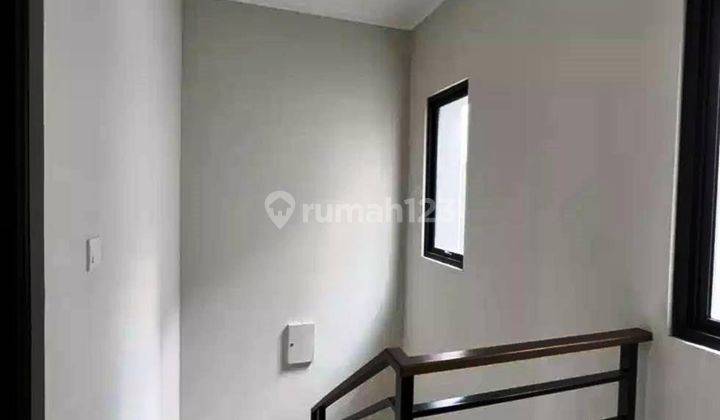 Dijual Rumah Baru Magenta Residence Summarecon Bekasi 2